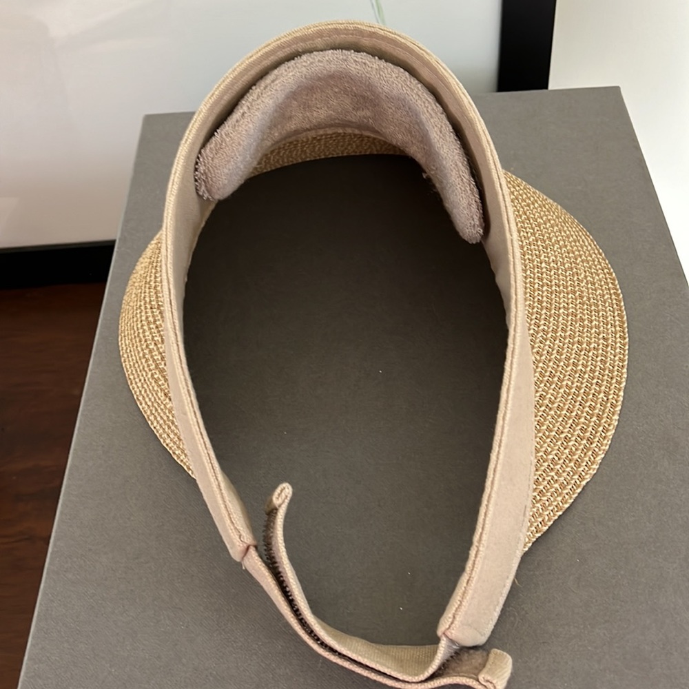 Visor - Picture 2 of 3